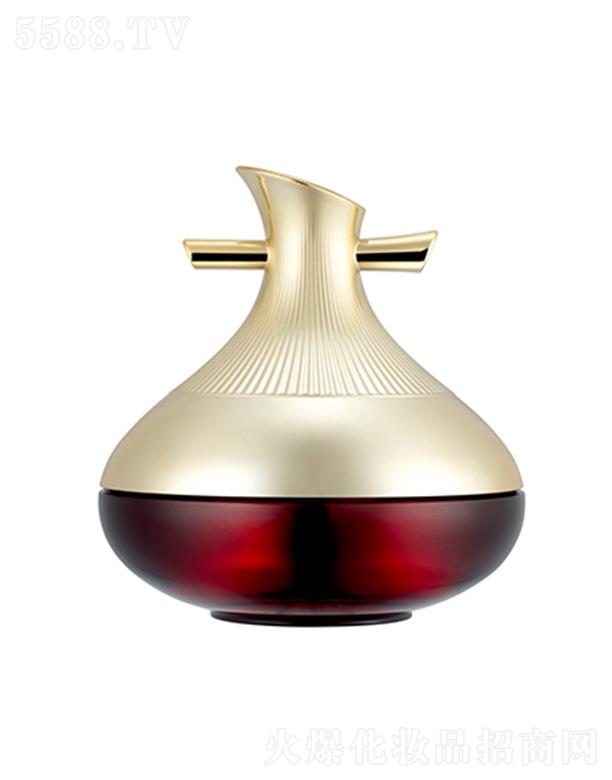 ����������Q(m��o)��(�Ϻ�)���޹�˾�������n�셢�������B(y��ng)��˪ ʹ�뵡���w�֏�(f��)ˮ���⻬����˪