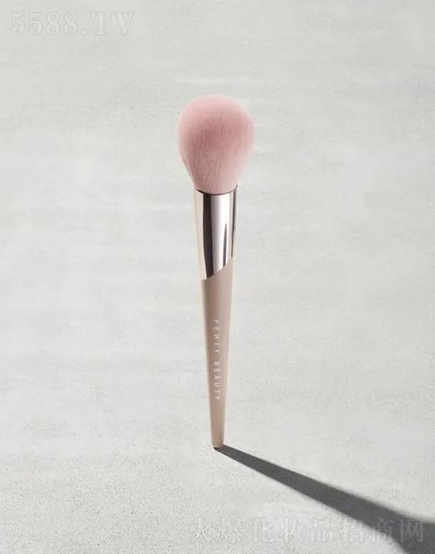 ·����܎��ˮ���yƷ(�Ϻ�)���޹�˾��Fenty Beauty���y�۷�ˢ170 ��ܛ�������w�Sˢë�o�p�N��