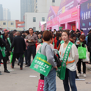 �𱬻��yƷ���̾W(w��ng)��Ӣ����ͦ�����w�S��