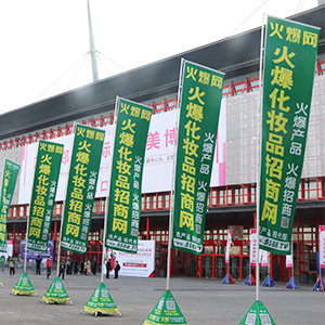 �𱬻��yƷ���̾W(w��ng)ͬ�ąf(xi��)�����ل�(chu��ng)�x����