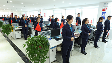 火爆網(wǎng)精英團(tuán)隊(duì)