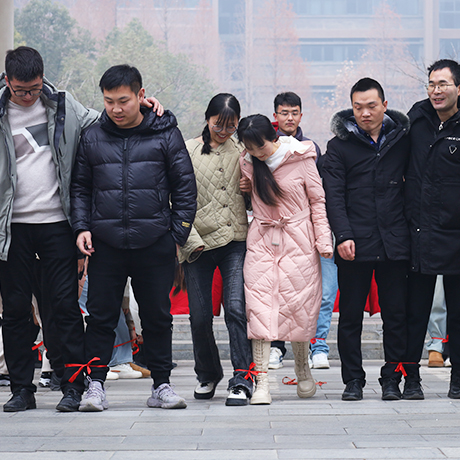 �𱬼��������R������