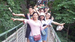 丟下所有的疲倦和理想，遠(yuǎn)離繁華，讓心靈去旅行。