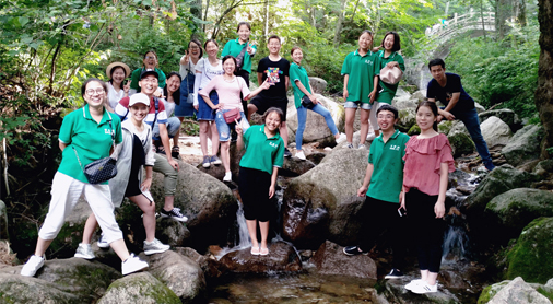 賞白云山間百態(tài)，享火爆情歲月靜好！